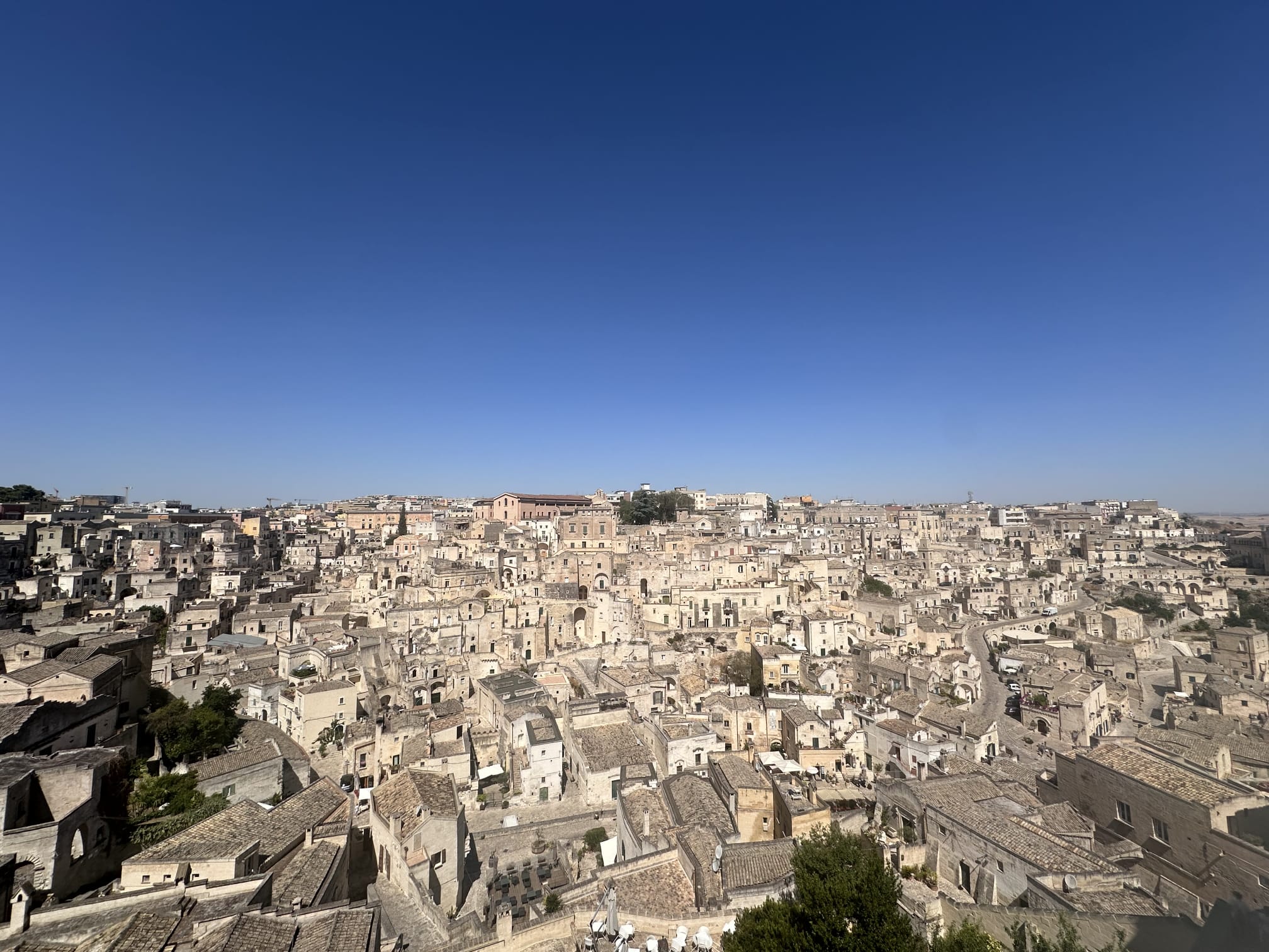 WhatsApp Image 2025-10-10 at 19.57.14